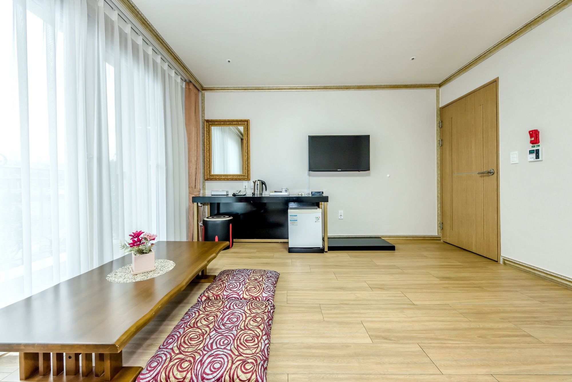 Pearly Hotel Jeju Buitenkant foto