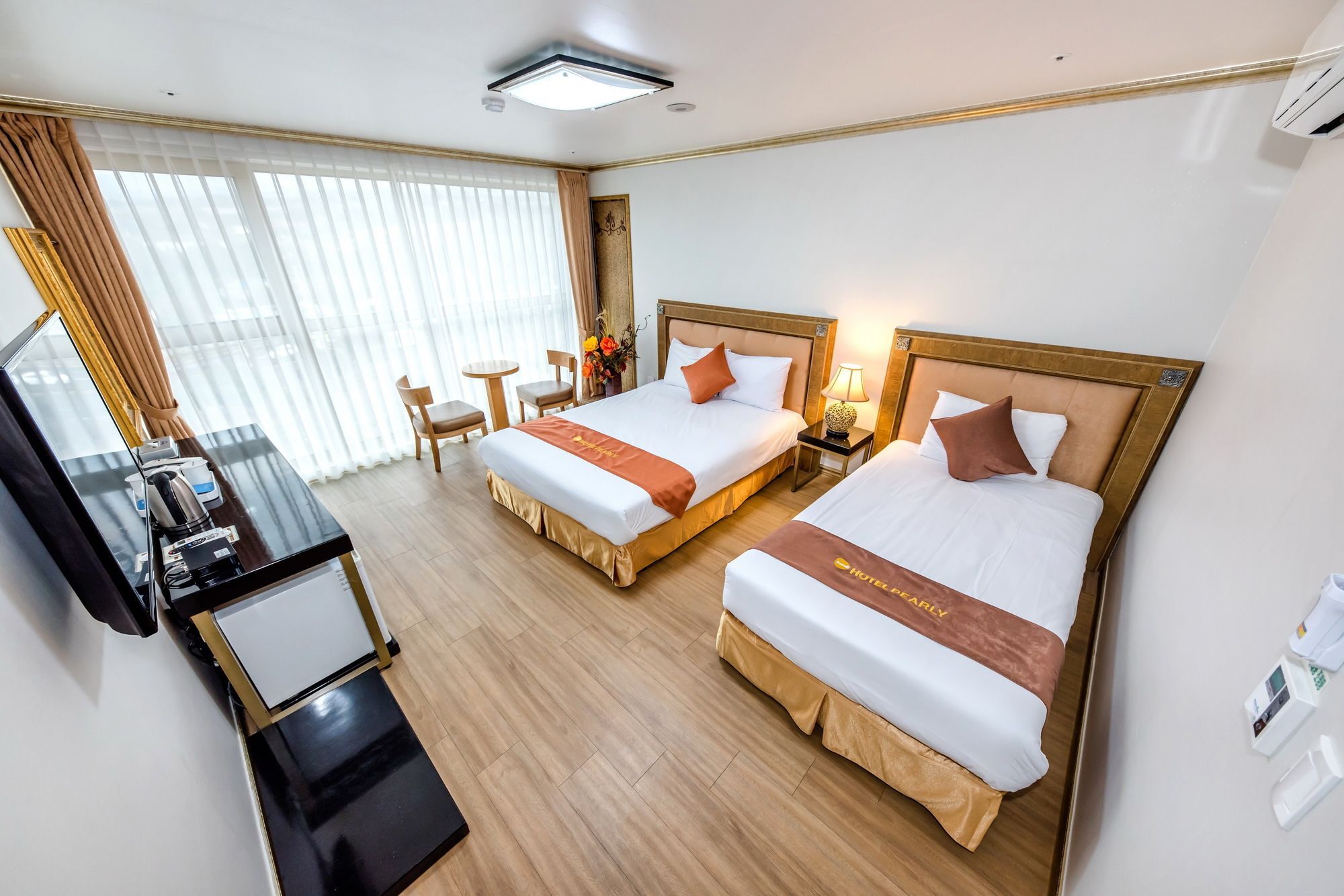 Pearly Hotel Jeju Buitenkant foto