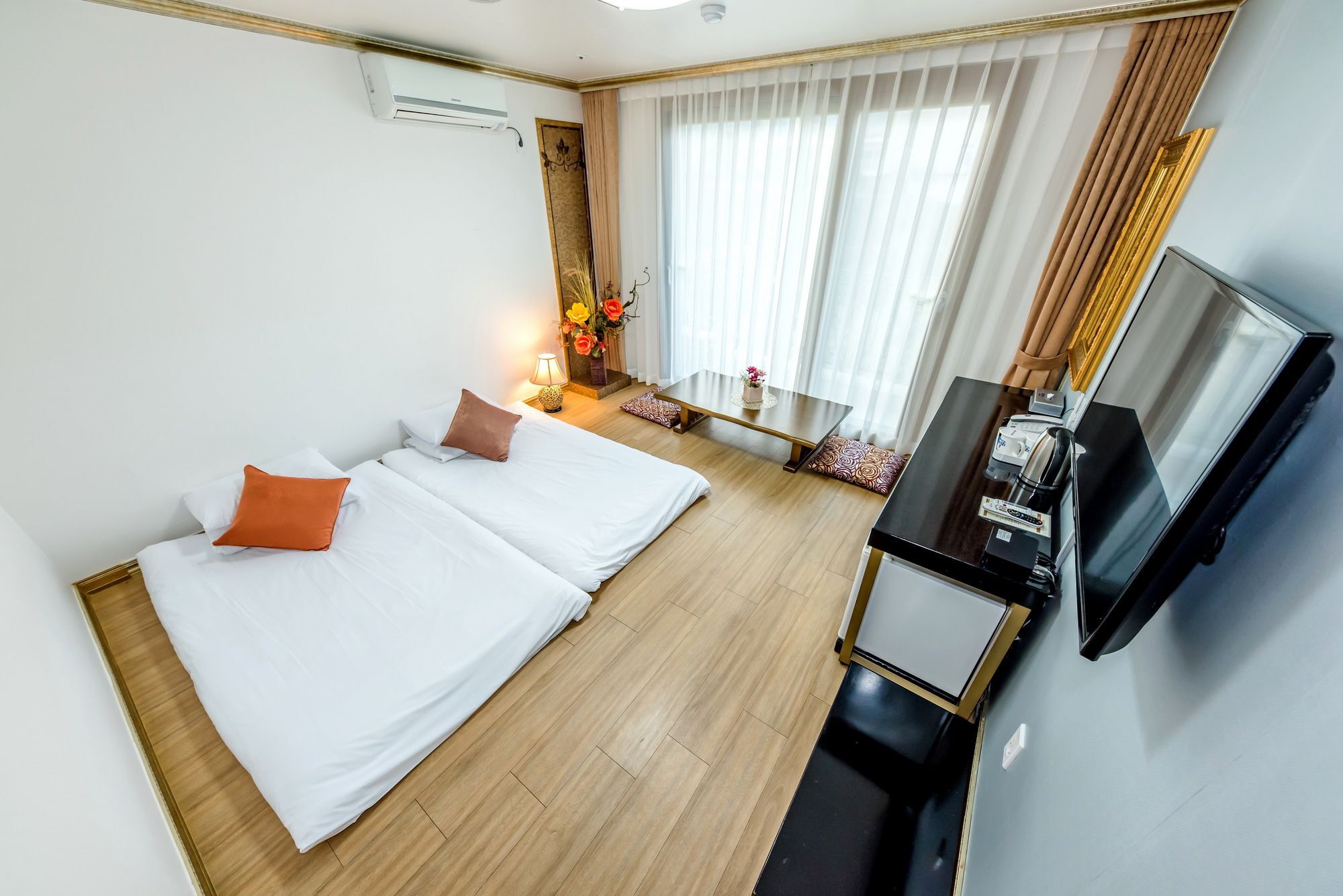 Pearly Hotel Jeju Buitenkant foto
